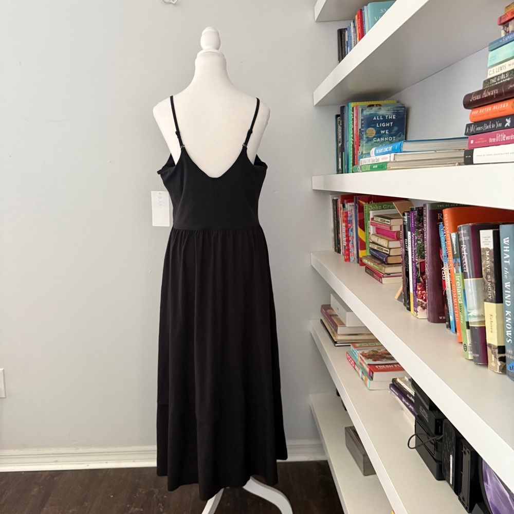 Athleta Elation V-Neck Hybrid Dress Black NWT Large - Picture 7 of 15